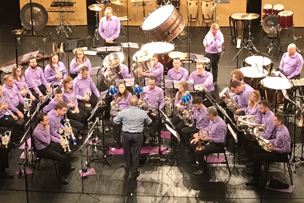 Brassband Willebroek viert 40-jarig jubileum met spetterend concert